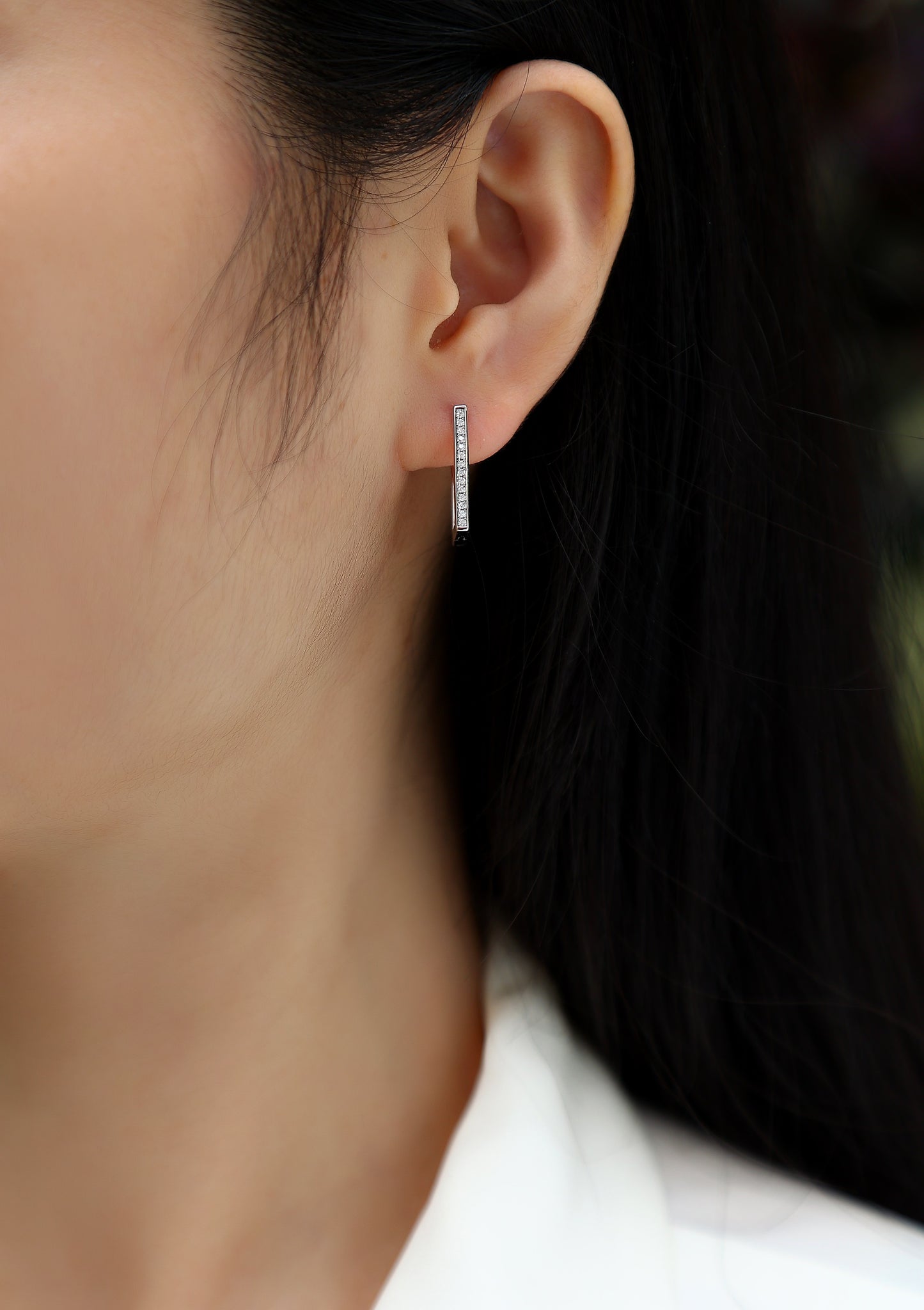 Kokang - Diamond Jewelry - Sterling Silver/Platinum-plated Stud Earrings