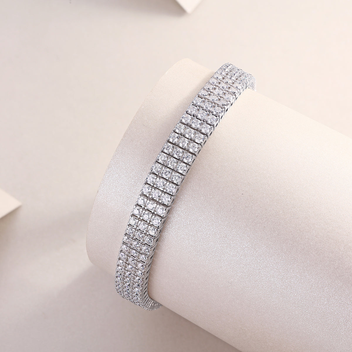 Luxury Fashion Diamond/Silver Bracelet