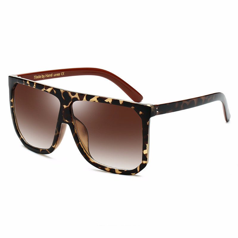 Women's Large Frame Fashionable Eye Protection Sunglasses