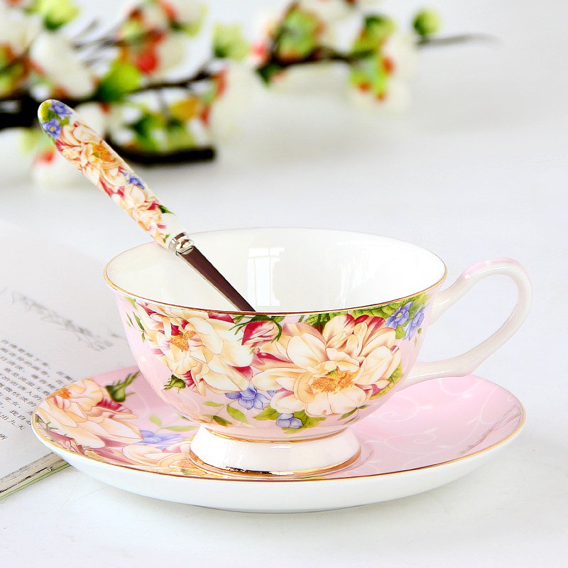 Ceramic Plates & Cups