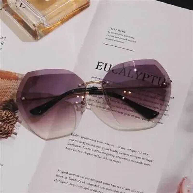 Women's Diamond-Studded Sunglasses