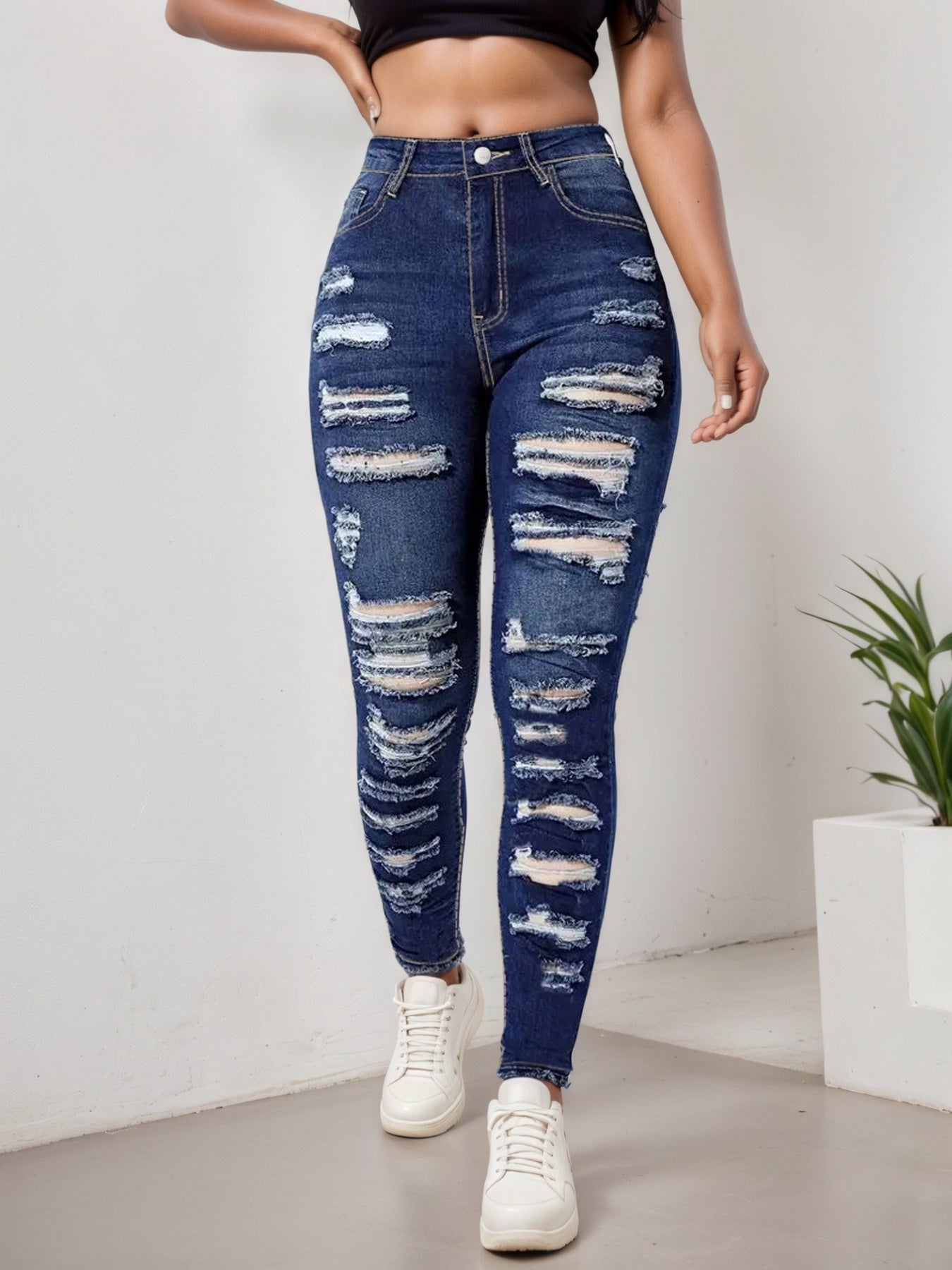 Women’s Ripped Tight Cropped Pants