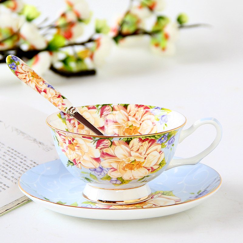 Ceramic Plates & Cups