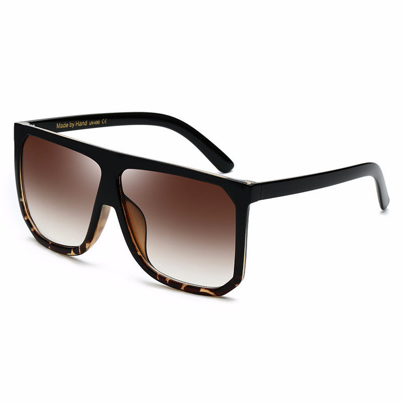 Women's Large Frame Fashionable Eye Protection Sunglasses