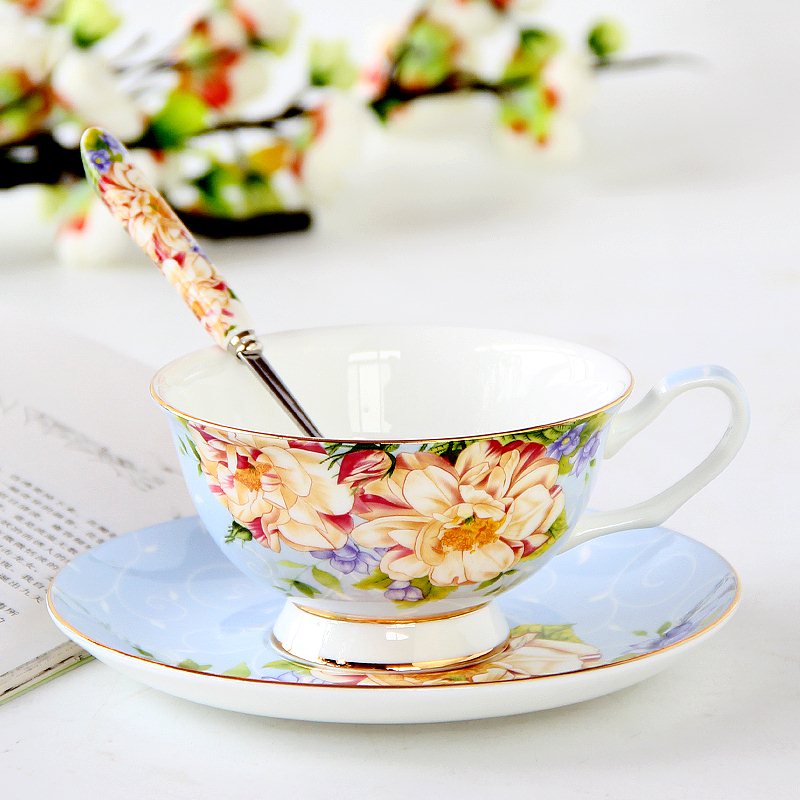 Ceramic Plates & Cups