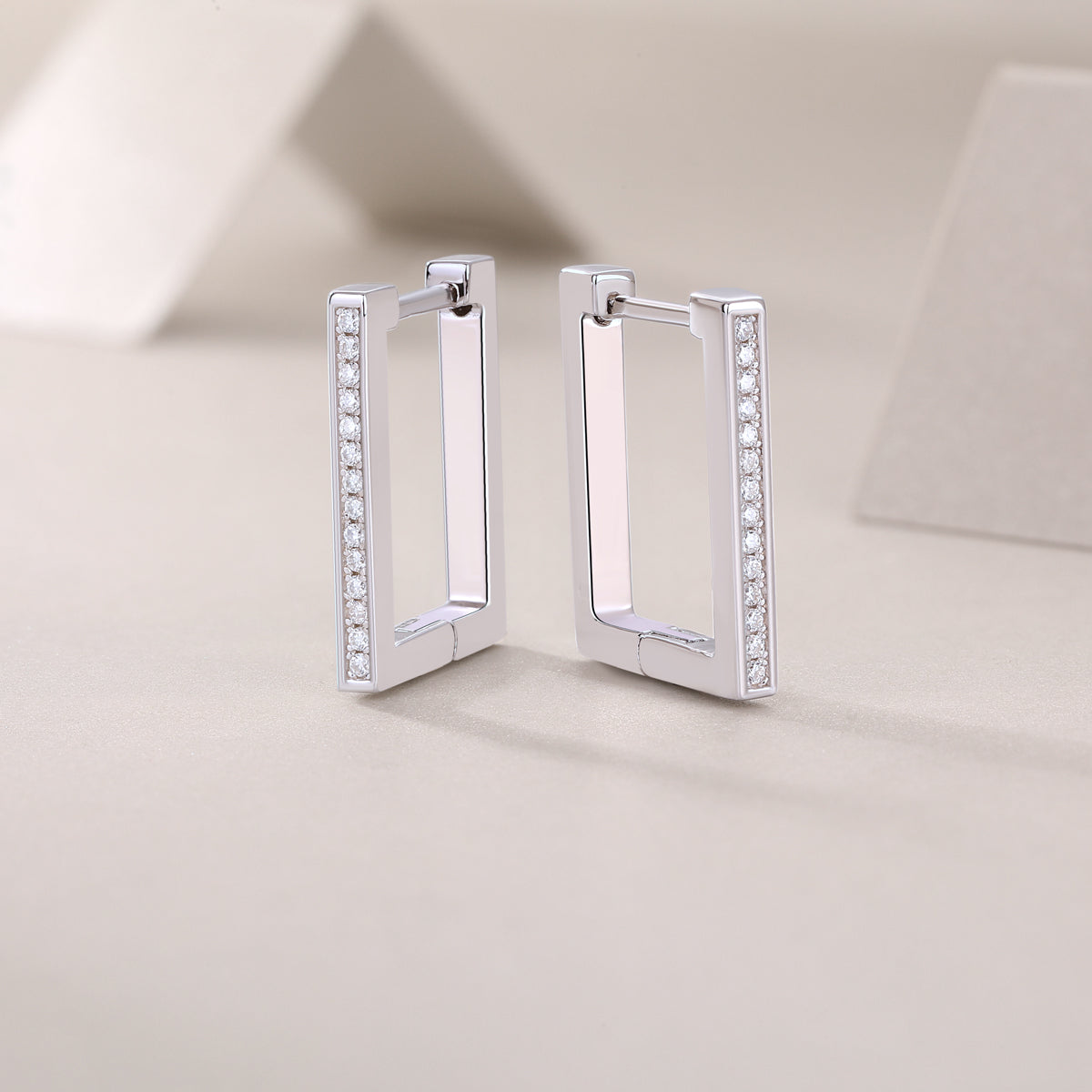 Kokang - Diamond Jewelry - Sterling Silver/Platinum-plated Stud Earrings