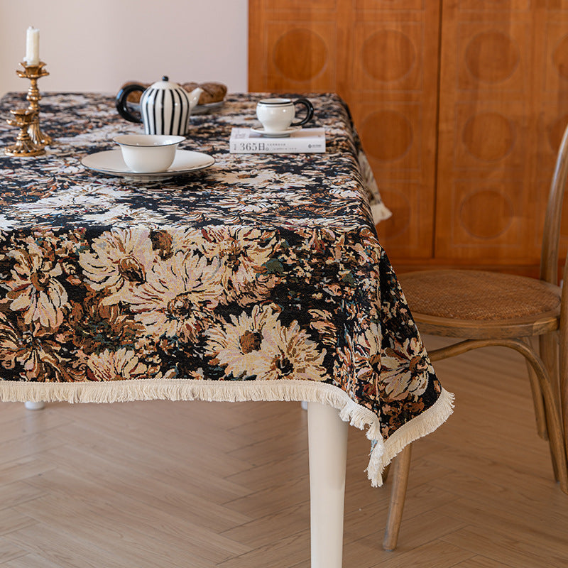 Nordic Small Floral Tablecloth
