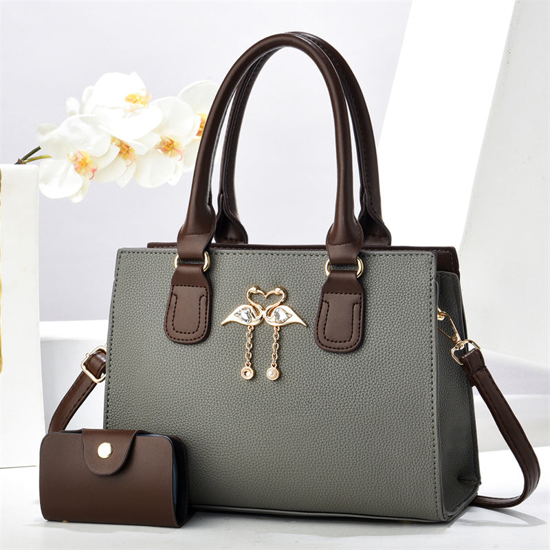 Women's High-Capacity Cross Bag