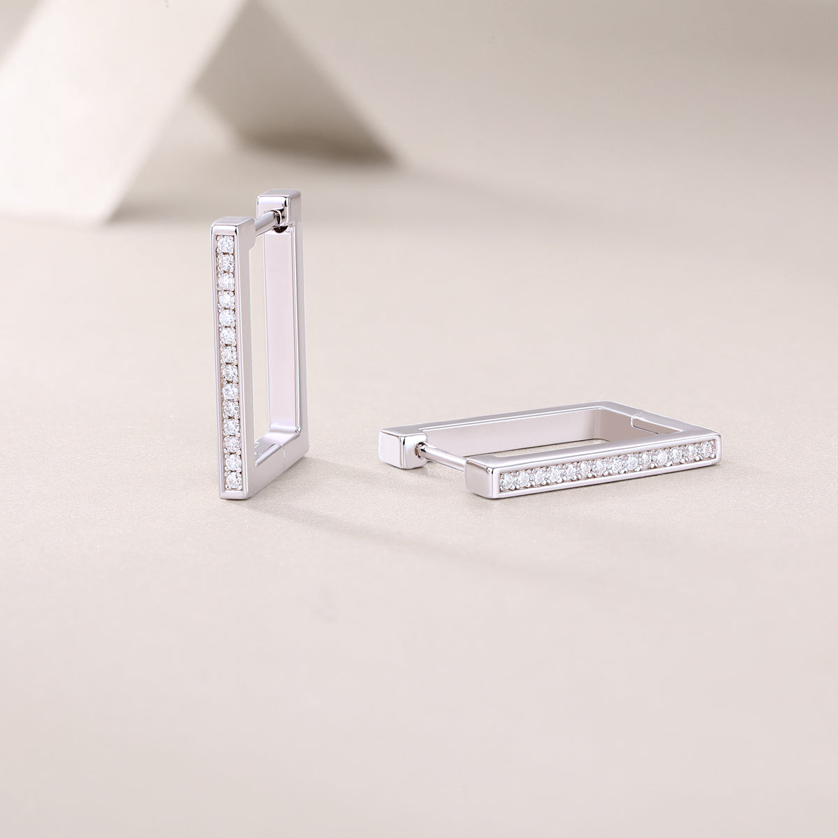 Kokang - Diamond Jewelry - Sterling Silver/Platinum-plated Stud Earrings