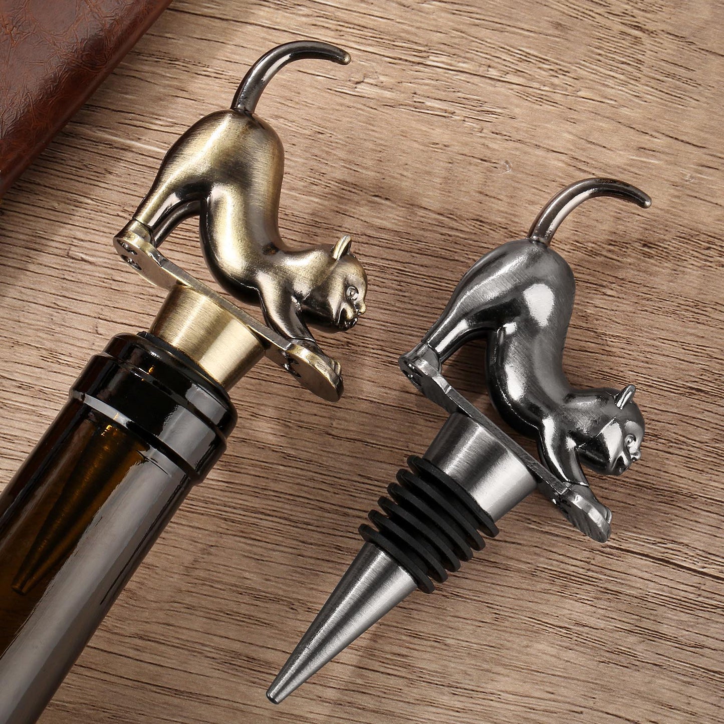 Elegant Upturned Cat Shaped Red Wine Stopper