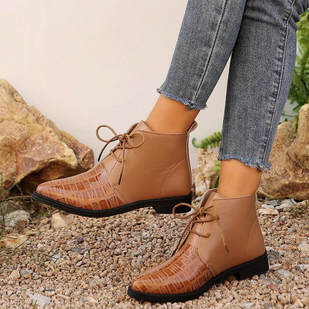 Retro Pointed Ankle Boots Flat Low Heel