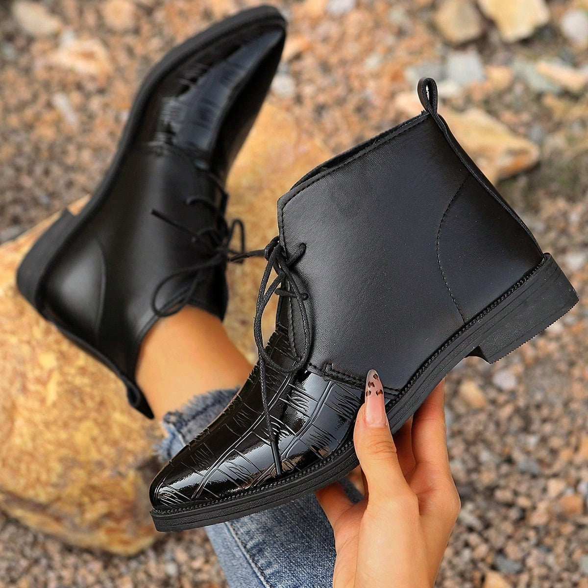 Retro Pointed Ankle Boots Flat Low Heel