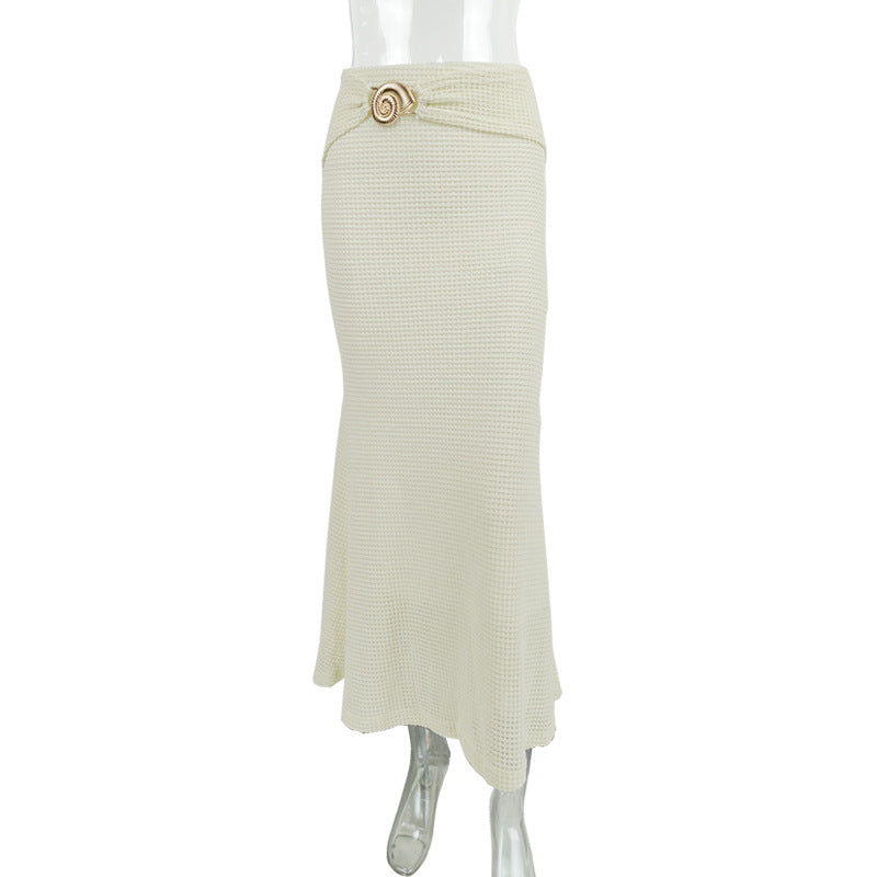 Metallic-Accented Elegant & Textured Midi Skirt