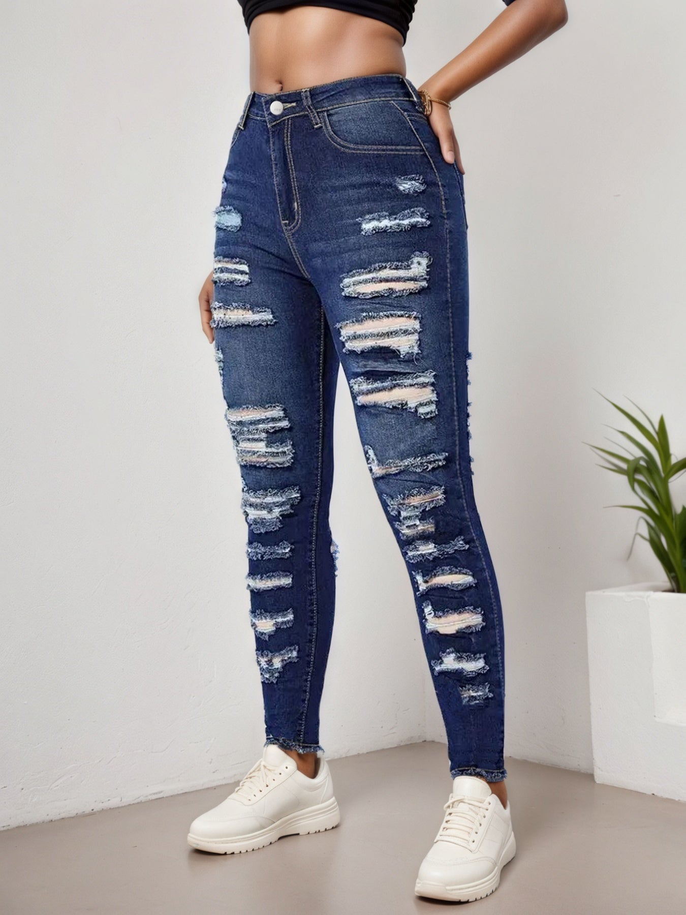 Women’s Ripped Tight Cropped Pants